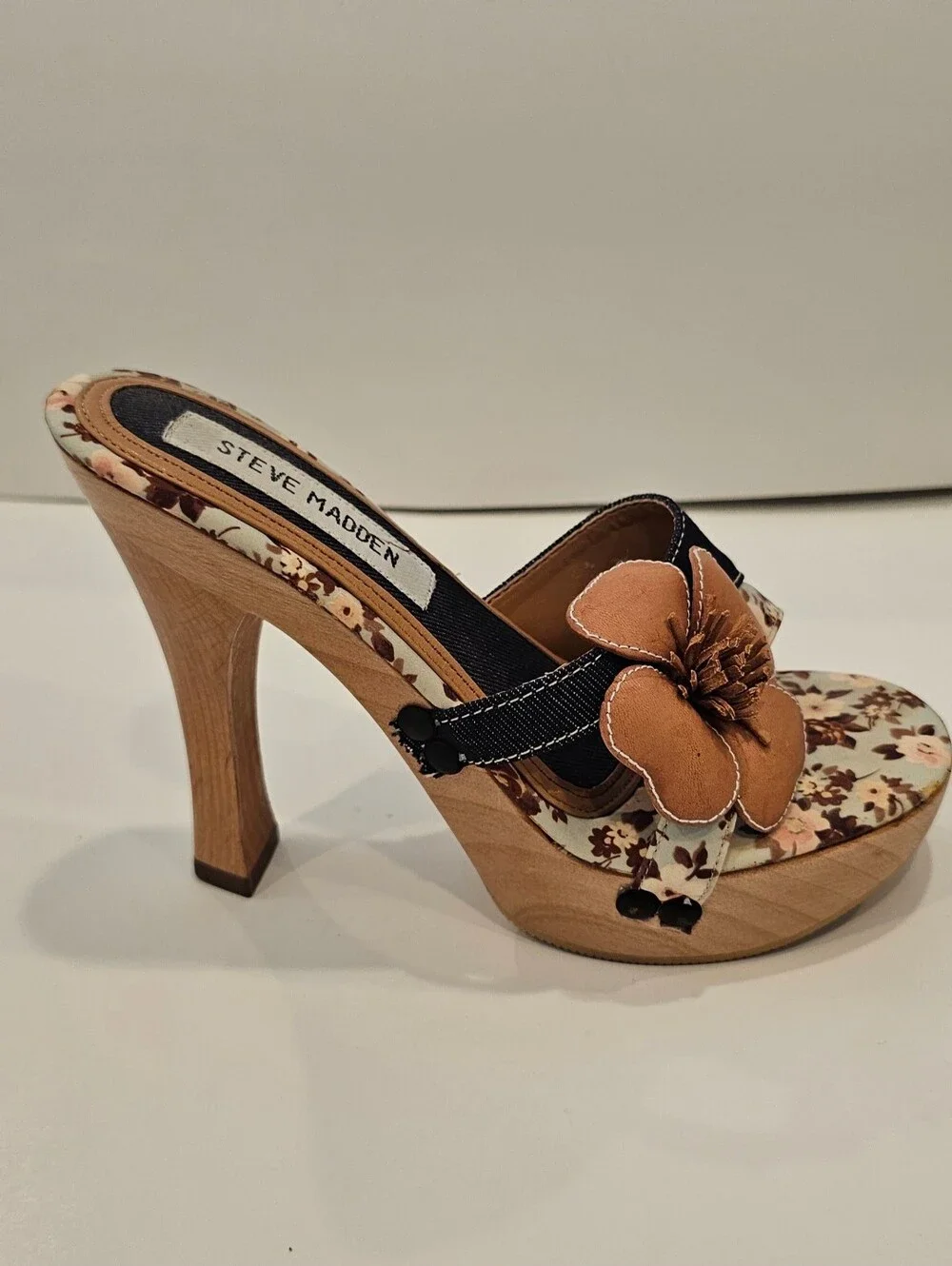 Y2K Early 2000s Steve Madden Charoo Flower Multi Chunky Platform Heels 6.5